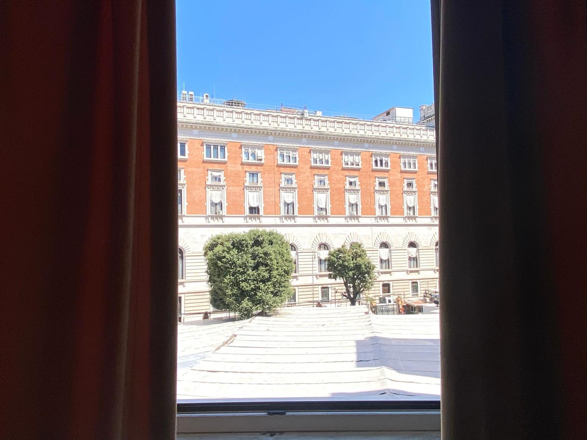 Pax * Roma